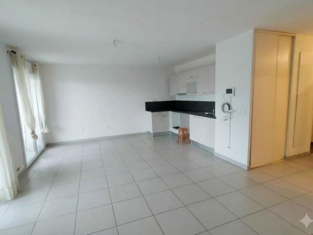 Appartement à louer 3 pièces 75,34 m