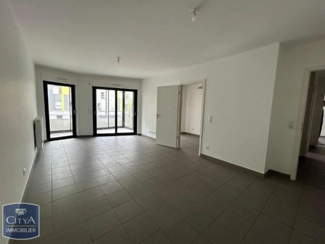Appartement à louer 3 pièces 75.34m²