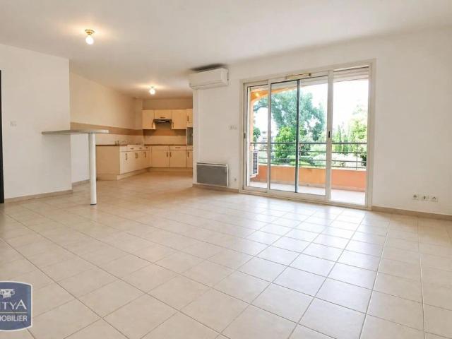 Appartement à louer 3 pièces 75.57m²