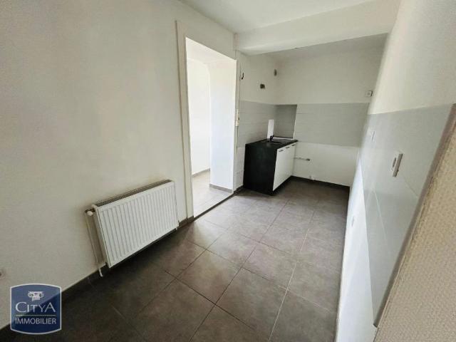 Appartement à louer 3 pièces 75m²