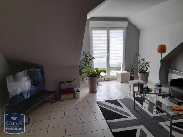 Appartement à louer 3 pièces 76.1m²