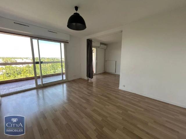 Appartement à louer 3 pièces 76.48m²