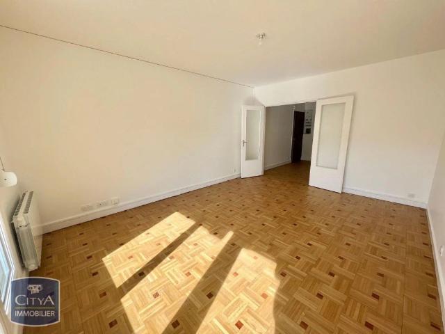 Appartement à louer 3 pièces 76.59m²