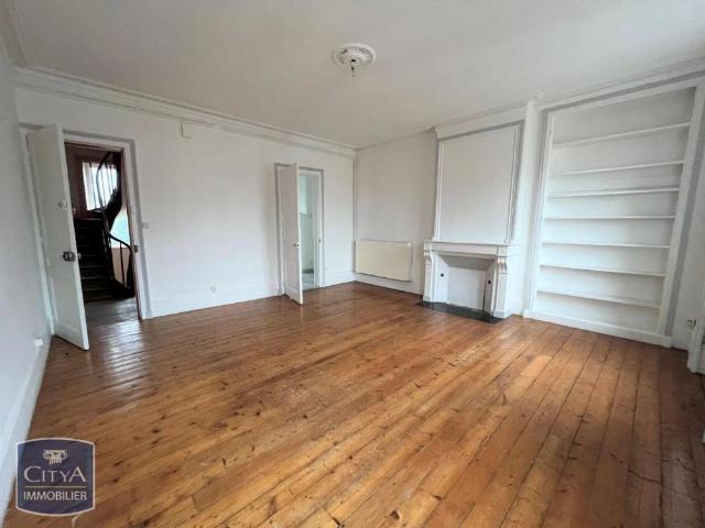 Appartement à louer 3 pièces 76.65m²