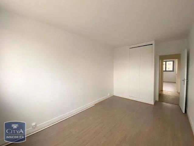 Appartement à louer 3 pièces 76.76m²