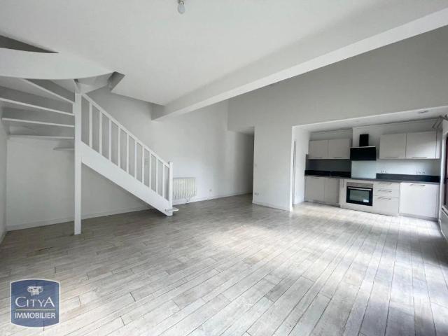 Appartement à louer 3 pièces 77.14m²