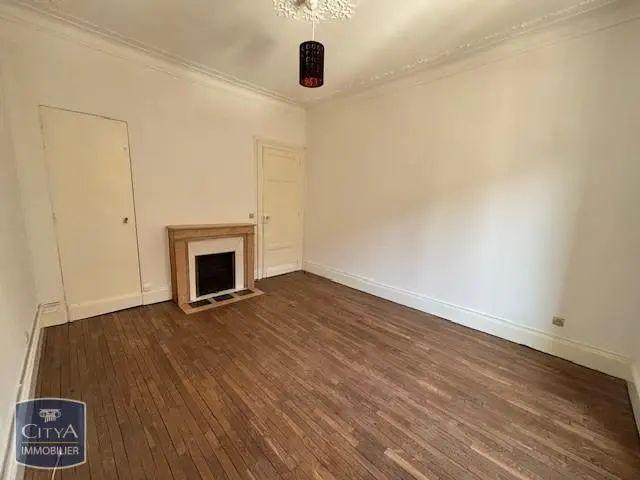 Appartement à louer 3 pièces 77.16m²
