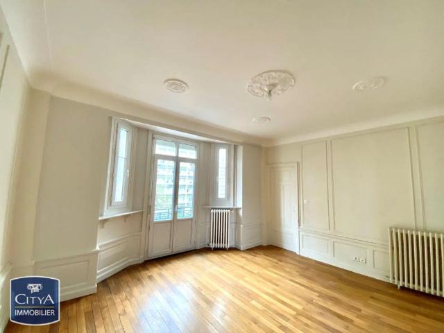 Appartement à louer 3 pièces 77.17m²