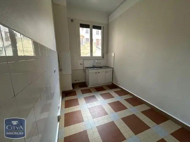 Appartement à louer 3 pièces 77.55m²