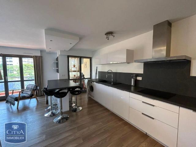 Appartement à louer 3 pièces 77.75m²