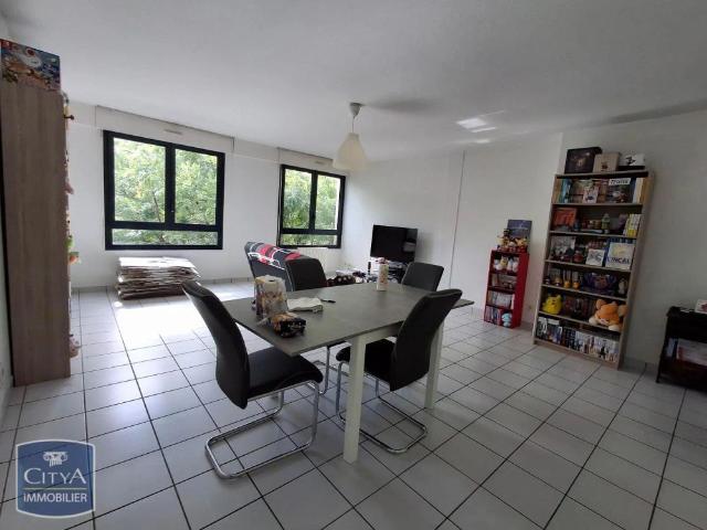 Appartement à louer 3 pièces 77.71m²