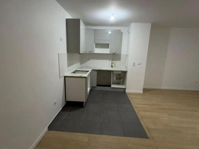 Appartement à louer 3 pièces 77.88m²