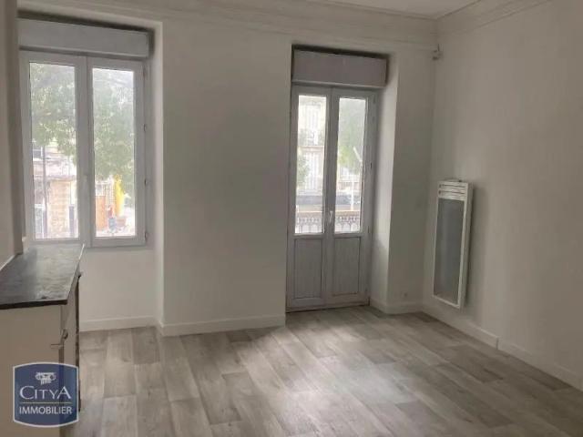 Appartement à louer 3 pièces 77.95m²