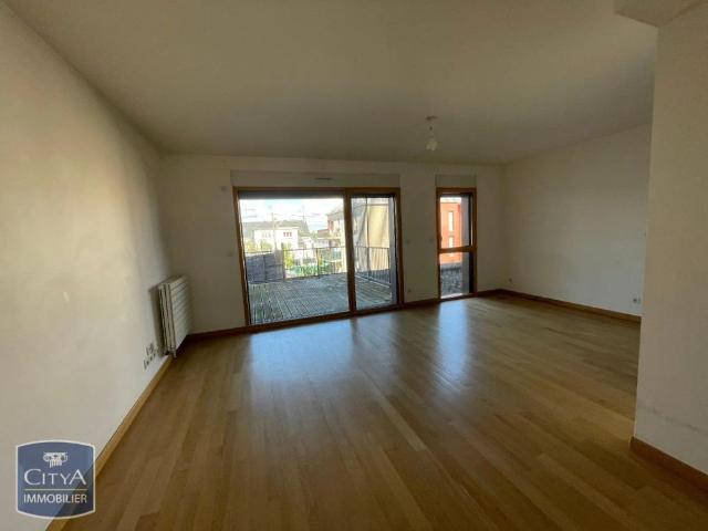 Appartement à louer 3 pièces 78.3m²