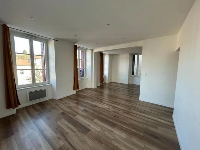 Appartement à louer 3 pièces 79.1m²