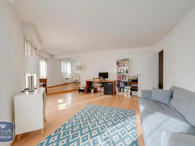 Appartement à louer 3 pièces 79.41m²