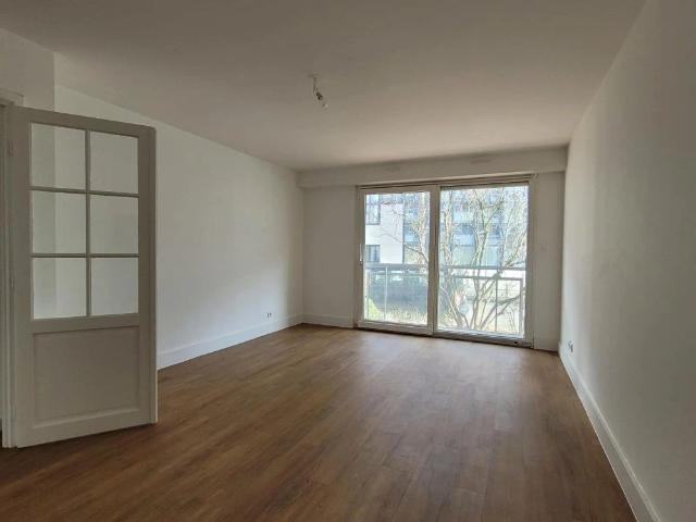 Appartement à louer 3 pièces 79.67m²