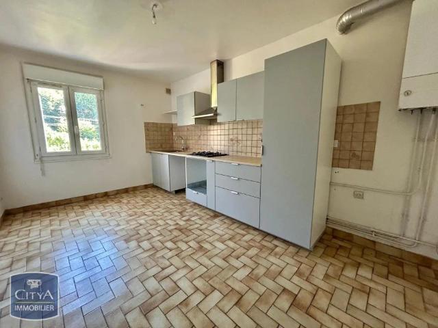 Appartement à louer 3 pièces 79.6m²