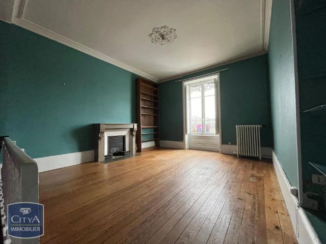 Appartement à louer 3 pièces 79.7m²