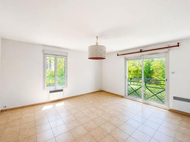 Appartement à louer 3 pièces • 70,83 m2 Pertuis