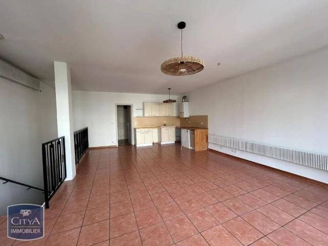 Appartement à louer 3 pièces 71.6m²