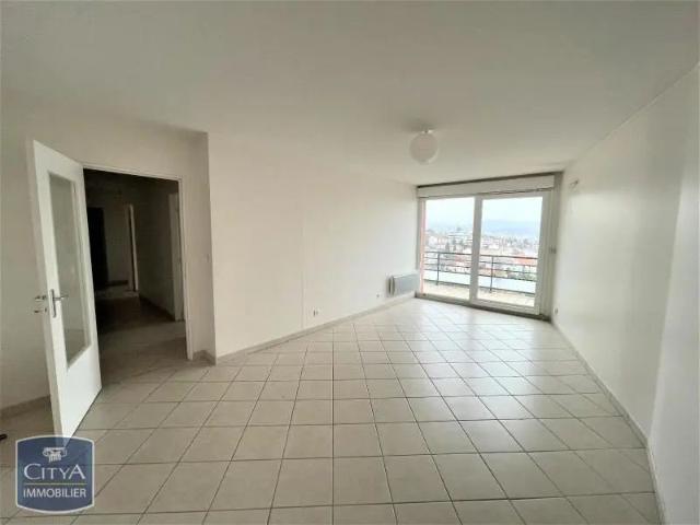 Appartement à louer 3 pièces 71m²