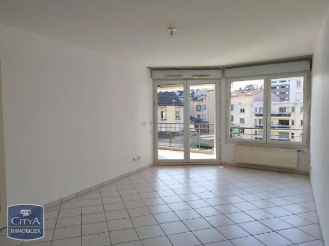 Appartement à louer 3 pièces 72.07m²