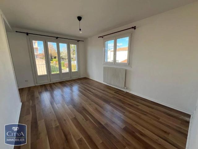 Appartement à louer 3 pièces 72.75m²