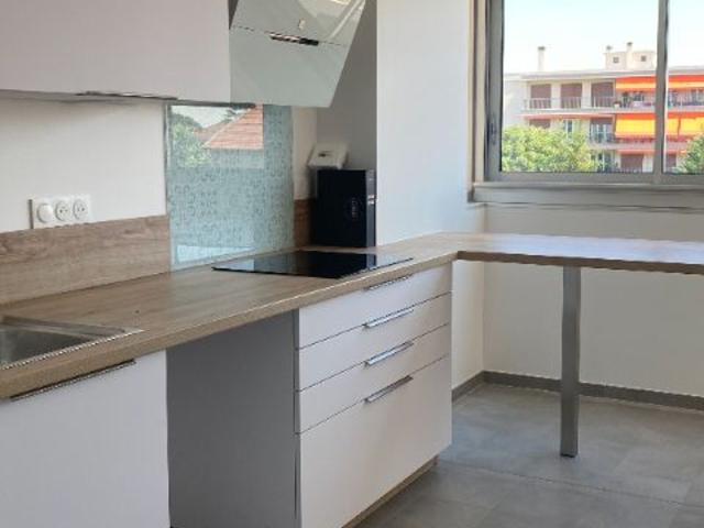 Appartement à louer 3 pièces 73,08 m