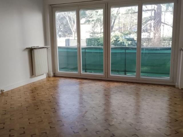 Appartement à louer 3 pièces • 73,37 m2 Antony