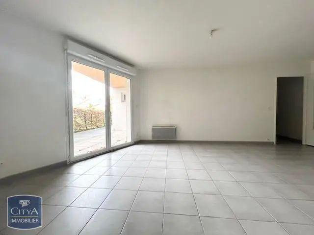 Appartement à louer 3 pièces 73.73m²