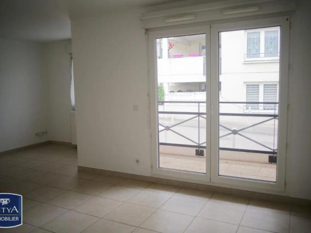 Appartement à louer 3 pièces 73.8m²