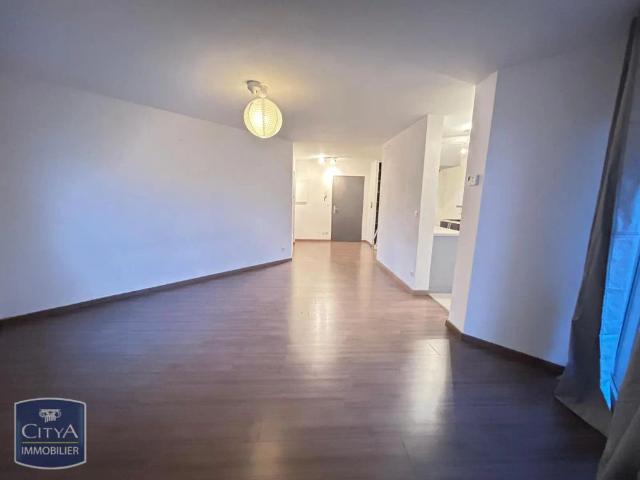 Appartement à louer 3 pièces 73m²