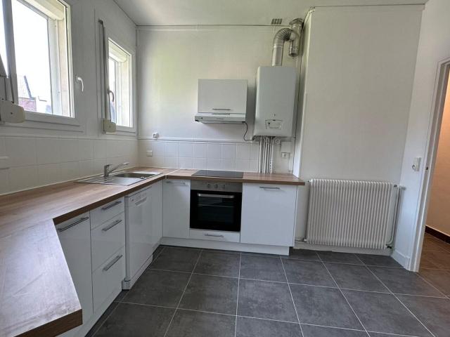 Appartement à louer 3 pièces 7 358 m