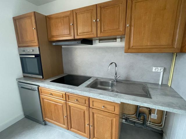 Appartement à louer 3 pièces 84 m