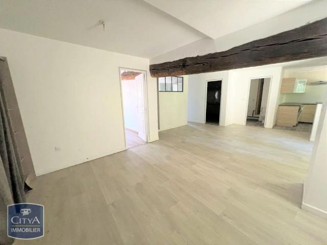 Appartement à louer 3 pièces 86.12m²