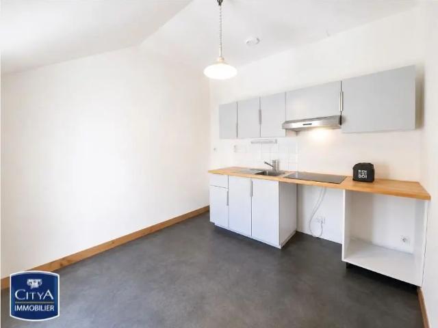 Appartement à louer 3 pièces 87m²
