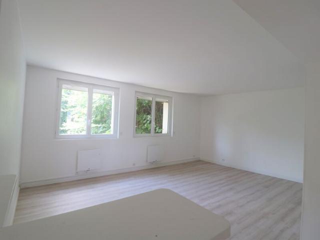 Appartement à louer 3 pièces • 88,93 m2 Draveil