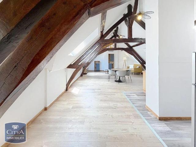 Appartement à louer 3 pièces 89.26m²
