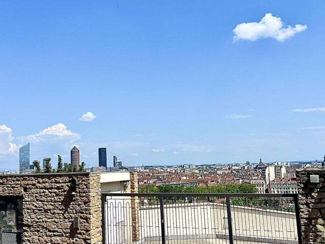 Appartement à louer 3 pièces 80,11 m