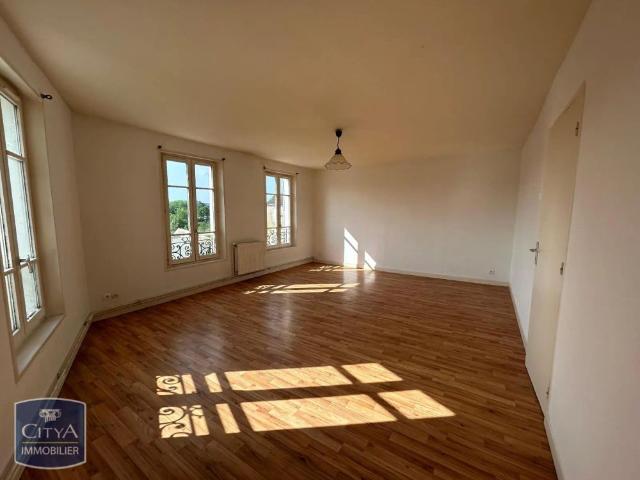 Appartement à louer 3 pièces 81.55m²
