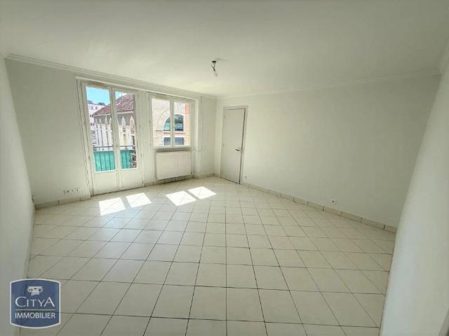 Appartement à louer 3 pièces 81.76m²