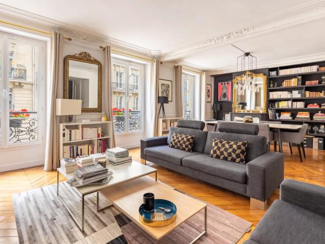 Appartement à louer 3 pièces 81,85 m² | Paris 75008 FAUBOURG DU ROULE / PLAINE MONCEAU | 3 800 € | Junot