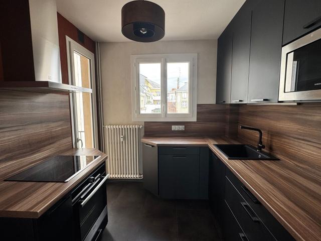 Appartement à louer 3 pièces 81,96 m