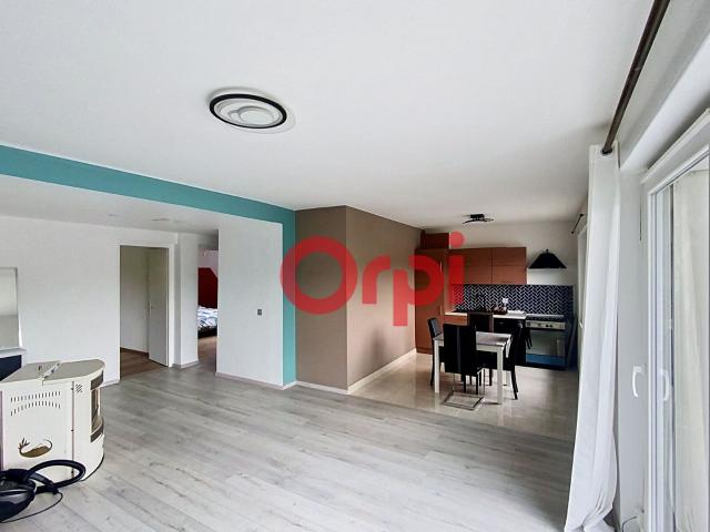 Appartement à louer 3 pièces 82 m