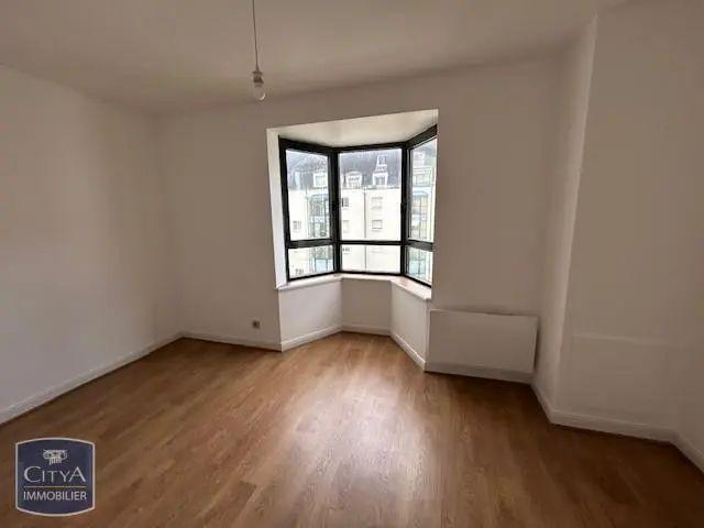 Appartement à louer 3 pièces 83.44m²