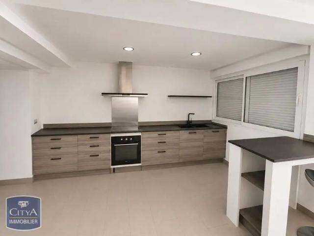 Appartement à louer 3 pièces 83m²