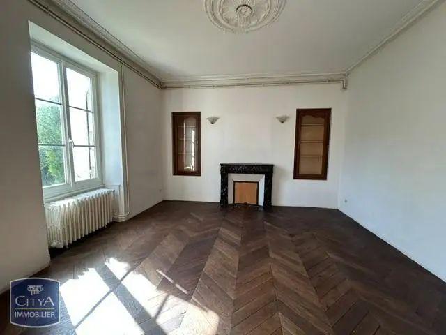 Appartement à louer 3 pièces 98.57m²