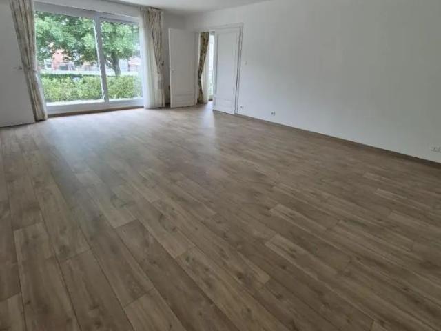 Appartement à louer 3 pièces 98.67m²