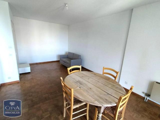 Appartement à louer 3 pièces 90m²
